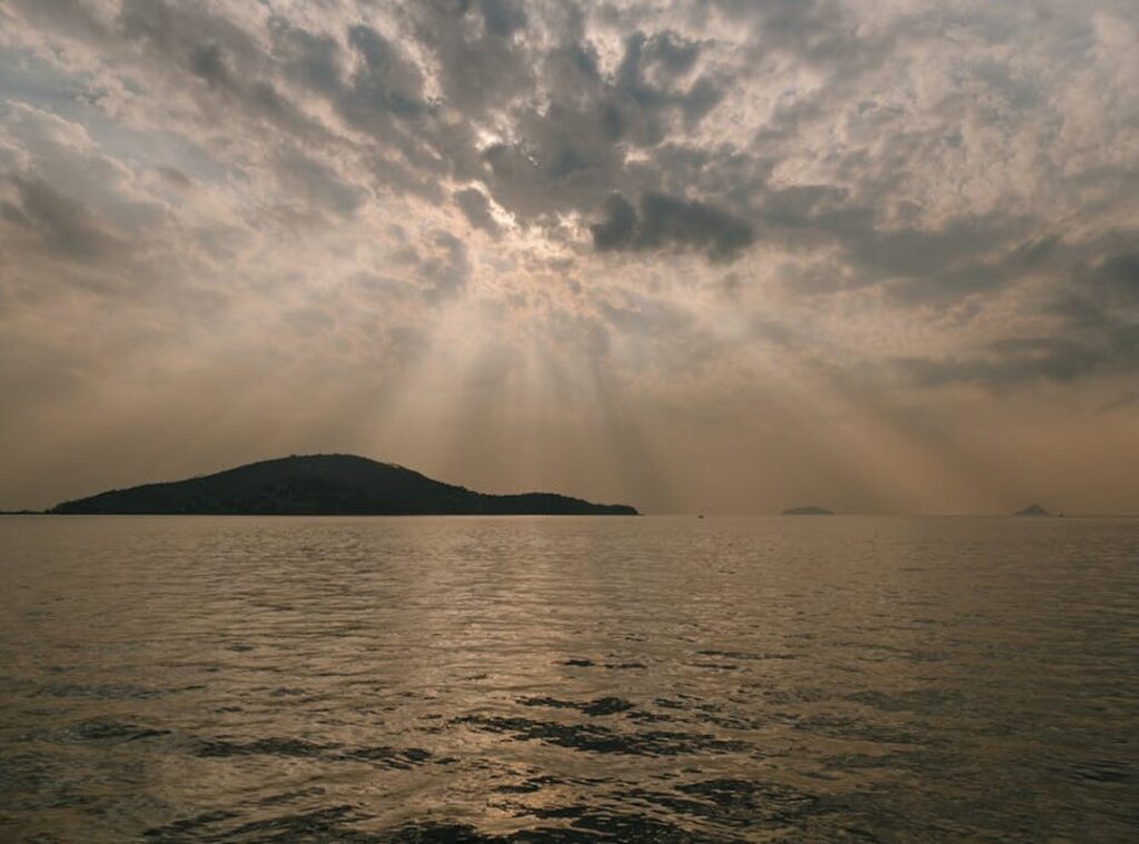 Why Drapizto Island Sun so Addictiv