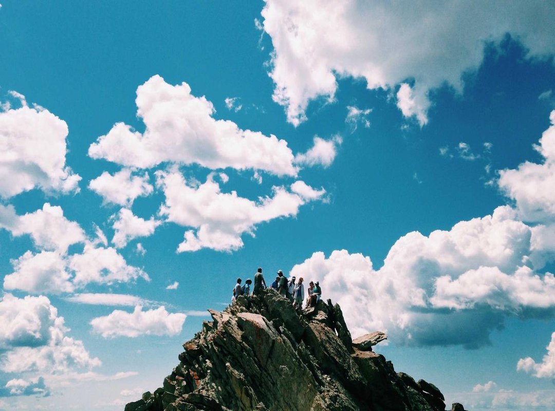 Important Considerations: Is the Kunmanga App Safe and Legal?